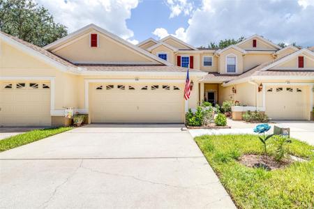 526 SPRING LAKE CIRCLE