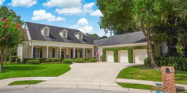 444 WINDING CREEK PLACE