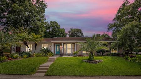 10 ORANGE BLOSSOM DRIVE
