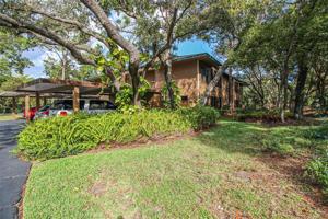 1401 LENNOX E
