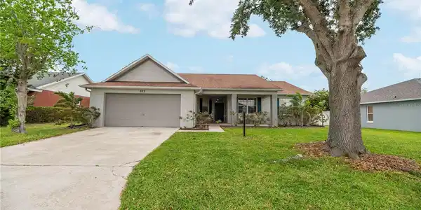 623 JESSANDA CIRCLE