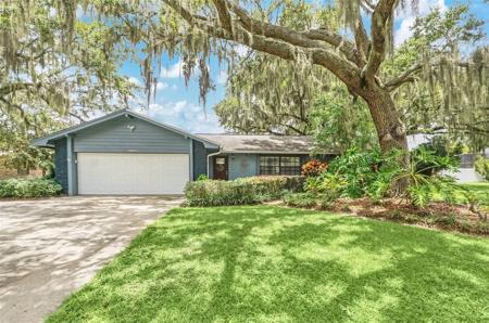 1810 KING EDWARD DR