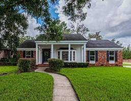 1601 LAKEWOOD N
