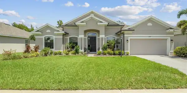 1528 CORDGRASS WAY