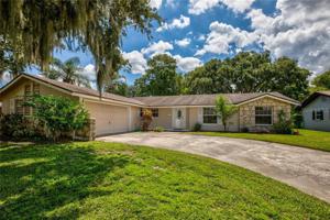 2604 TRADEWINDS TRL