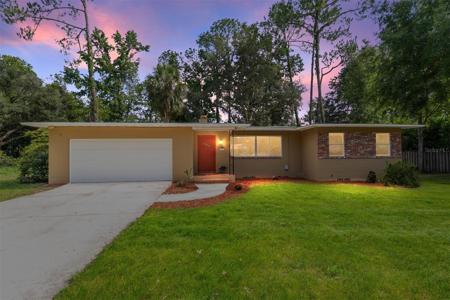 3857 SW 4TH PLACE