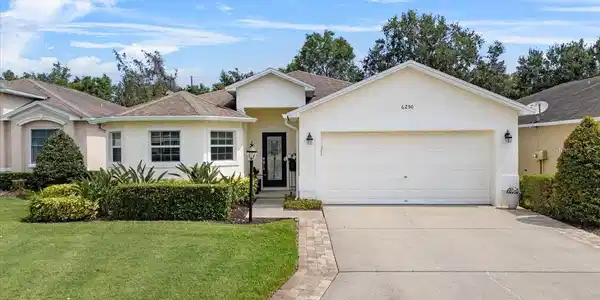 6250 SILVER LEAF LANE