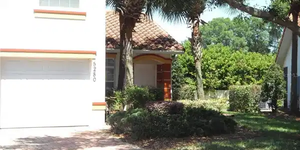5280 BOWLINE COURT