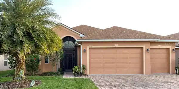 4084 STONE CREEK LOOP