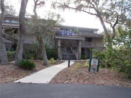 946 TENNIS WAY