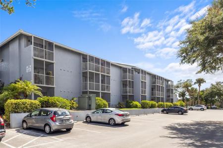 122 WATER FRONT WAY