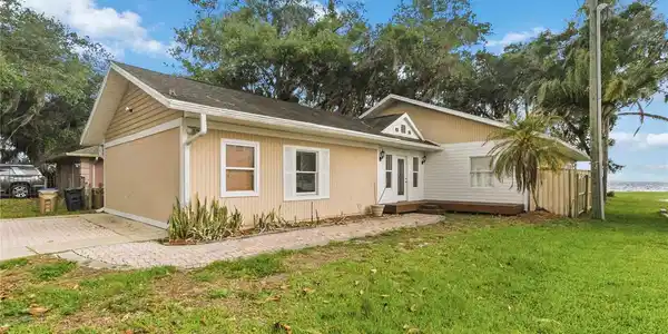 6210 ALLIGATOR LAKE SHORE E