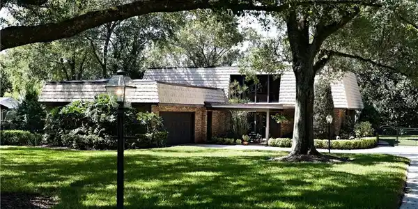 5321 GLENMORE DRIVE