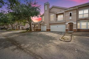 18126 VILLA CREEK