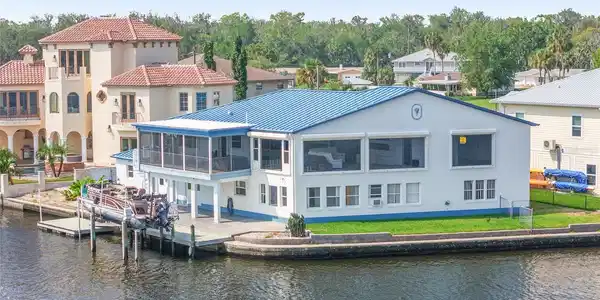 2243 N KINGS COVE POINT
