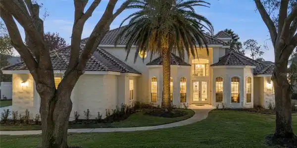 9833 CAMBERLEY CIRCLE