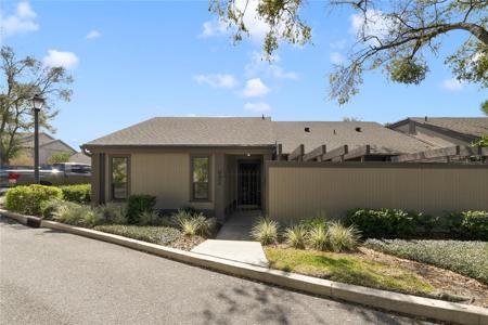 692 LAKE VILLAS DRIVE
