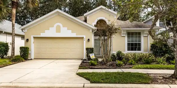 28 CROSSTIE COURT