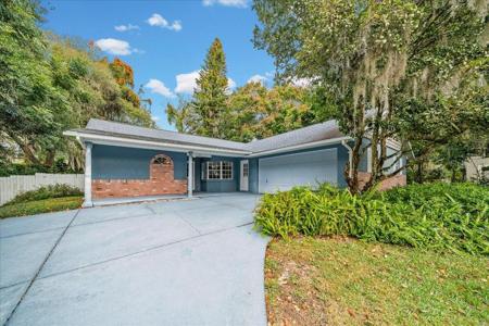 1211 W OLD US HIGHWAY 441