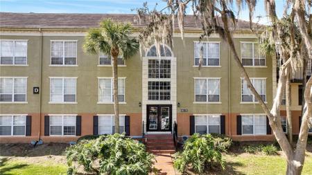 4170 VERSAILLES