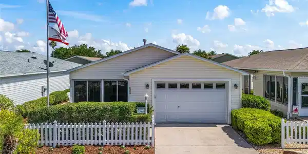 2324 PICKENS PLACE