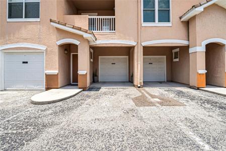 17996 VILLA CREEK DRIVE