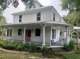 1510 WOODLAND