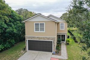 321 W HENSCHEN AVENUE