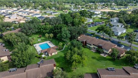 513 FAIRWAYS LANE