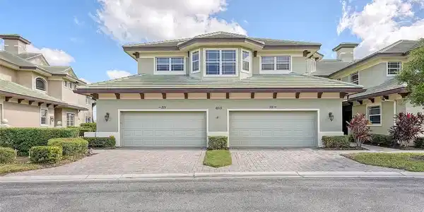 6515 MOORINGS POINT CIRCLE