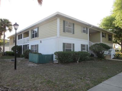 8134 FAIRWAYS CIRCLE