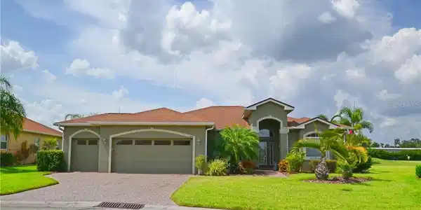 4109 STONE CREEK LOOP