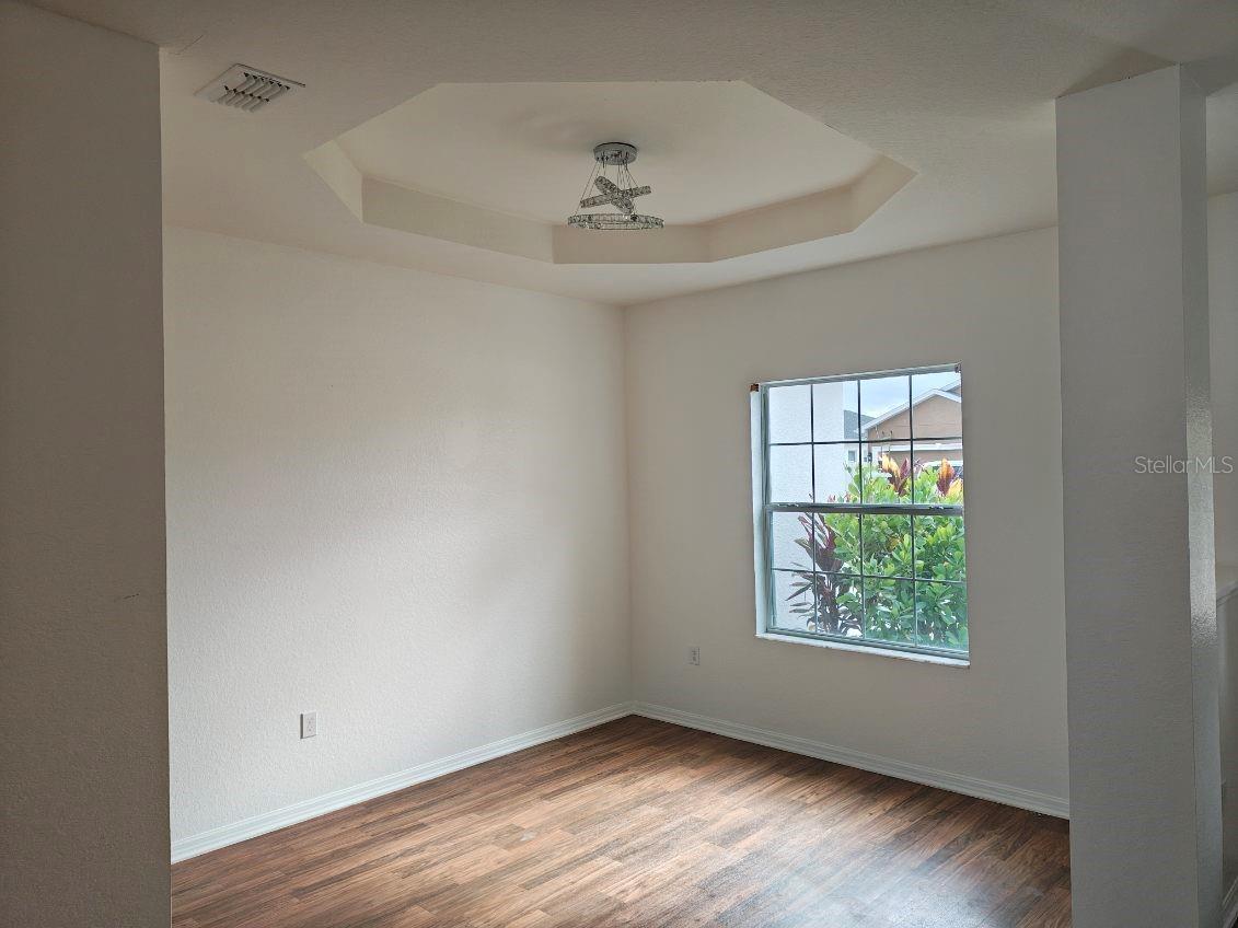 Image 4 Image 4