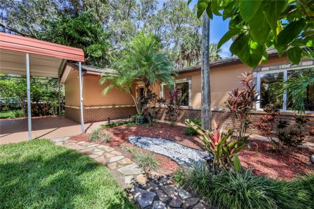 5989 PALM CREEK DRIVE