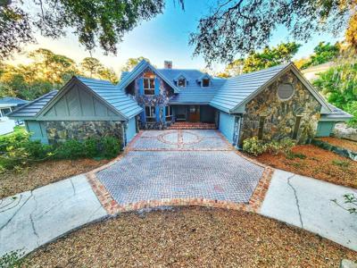 3522 SHORELINE CIRCLE