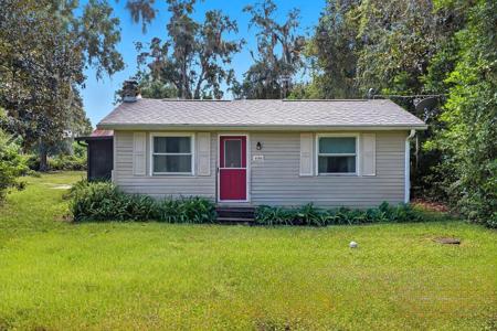 4680 E DARTMOUTH LANE