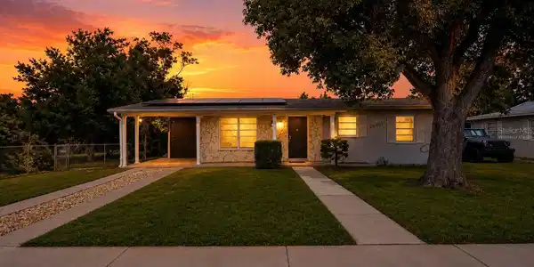 1460 E LOMBARDY DRIVE