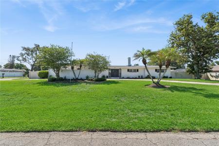 2925 E LAKE HARTRIDGE DRIVE
