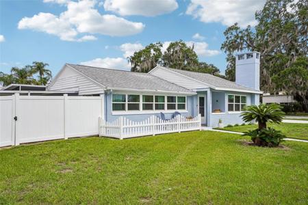 1211 MORNINGSIDE DRIVE