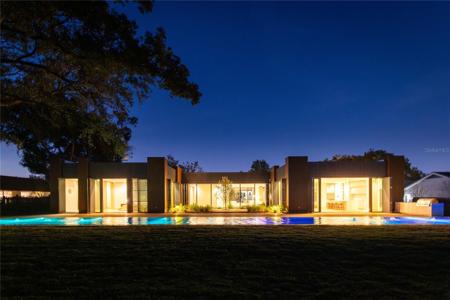 8966 EASTERLING DRIVE