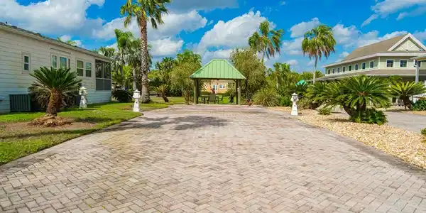 6948 AMANDA VISTA CIRCLE