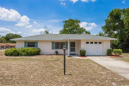 1198 E HANCOCK DRIVE