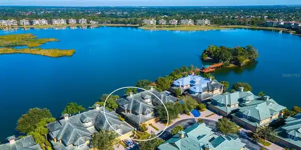 6435 MOORINGS POINT
