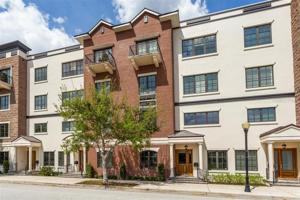 345 W WELBOURNE AVENUE
