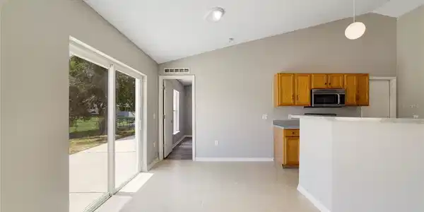 Image 4 Image 4