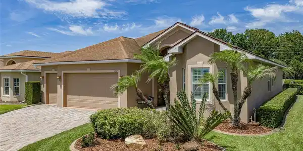 4032 DUNMORE DRIVE