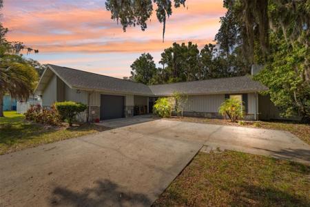 260 SE 16TH TERRACE