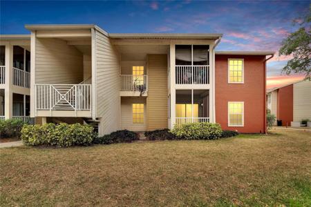 209 LAKE BROOK CIRCLE