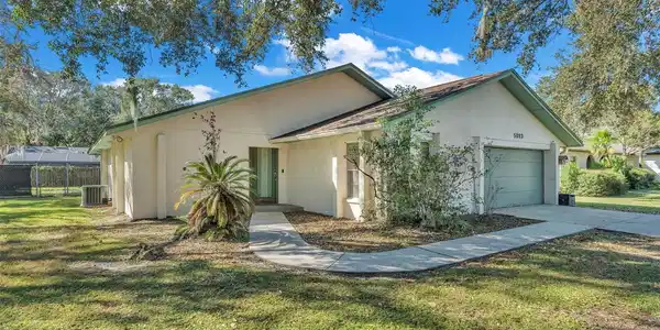 5993 HIGH GLEN DRIVE
