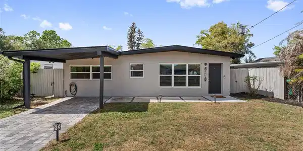 5218 DEXTER STREET